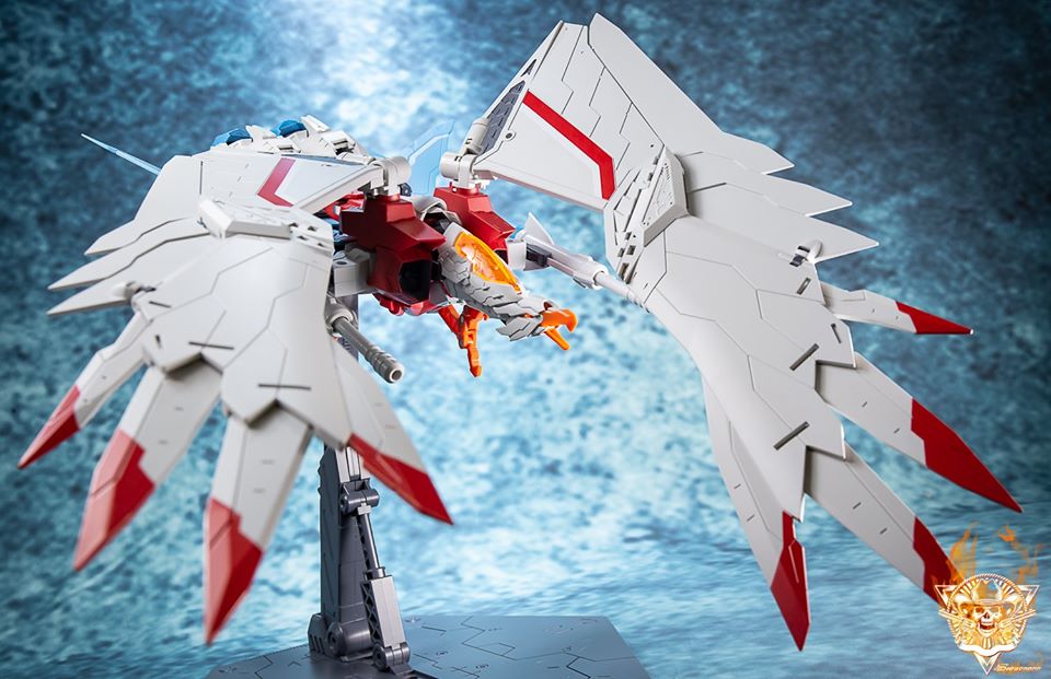 TT HongLi Model PF-01 Red Falcon T-Beast Starscream New Details